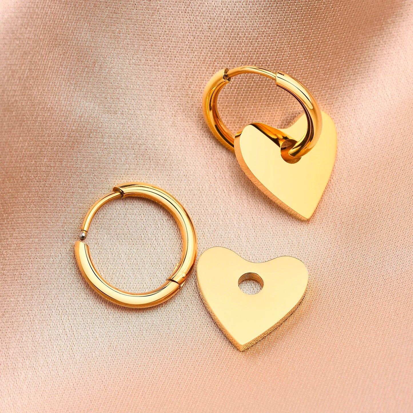 Women's Earrings Aretes para mujeres Heart Earrings for Women, Gold Color Stainless Steel Solid Metal Ear Jewelry, Chic Elegant Removable Heart Dangle Earrings
