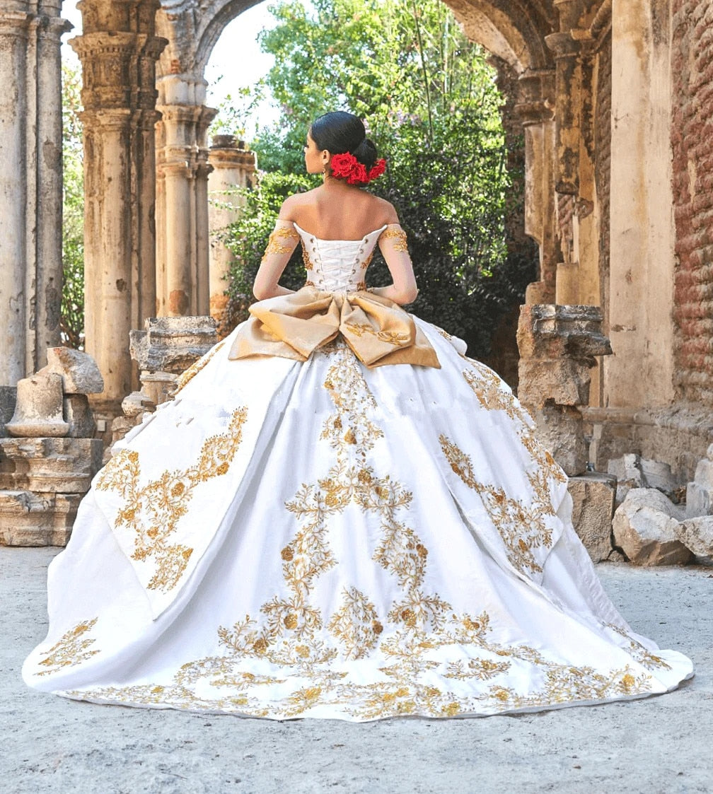 Charro Quinceanera Dresses Long Sleeves Tulle Appliques Mexican Sweet 16 Nancy Alvarez Collection